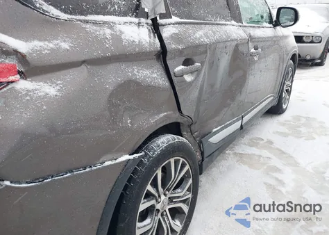 2016 Mitsubishi Outlander Sel z USA, uszkodzony, nr VIN JA4AD3A31GZ035066